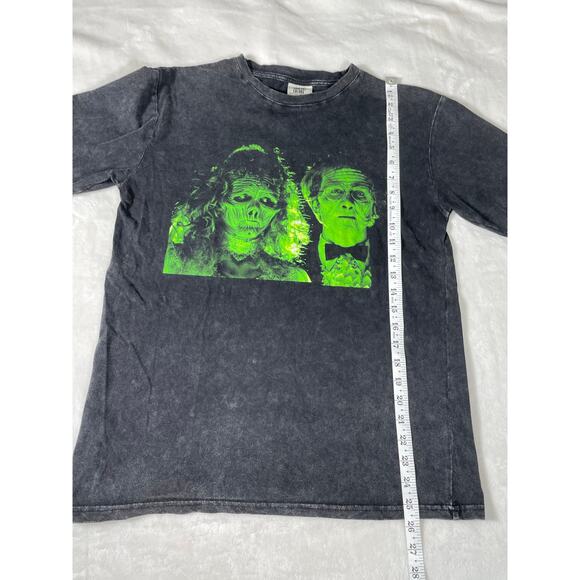 Comfort Colors Green Horror Graphic Tee Size Small - Picture 4 of 6